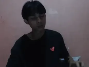 Kyoshi_19 webcam model stream image