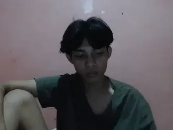 Kyoshi_19 webcam model stream image