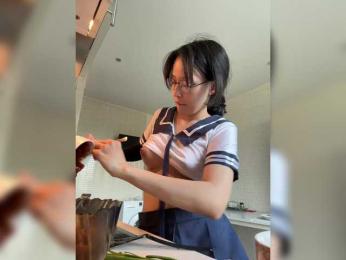 malyutkawtf webcam model stream image