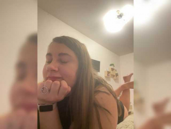 LinkaMaliiinkaa webcam model stream image