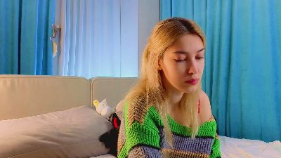 ElissaKlebanow webcam model stream image