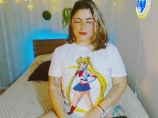 Juliietha Servas webcam model stream image