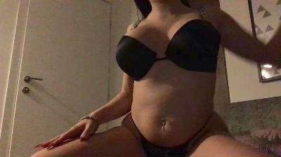 Chantaaal webcam cam4 model stream image