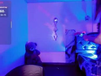 _rosedewitt_ webcam model stream image