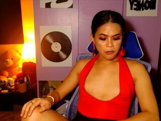 Mistress Fenz webcam flirt4free model stream image
