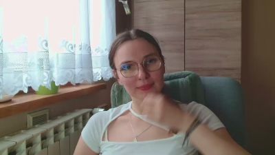 EllyHEARTx webcam model stream image