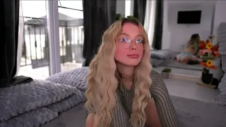 KylieJoyce webcam model stream image