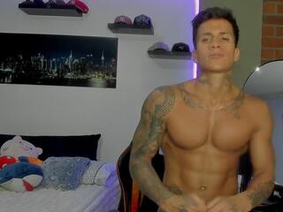 Petter Grey webcam model stream image