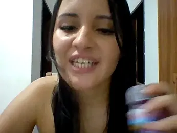 ParaenseBella webcam model stream image