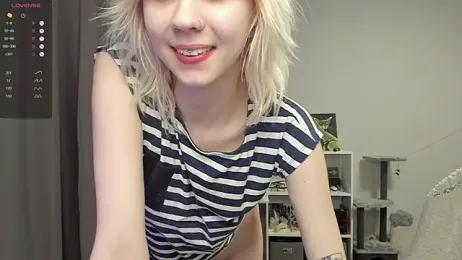 voguecaroline webcam model stream image