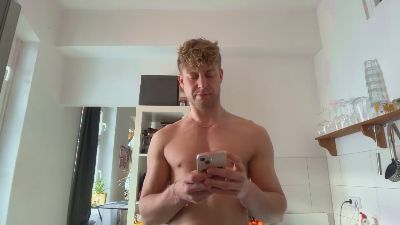 Heikhoe69 webcam model stream image