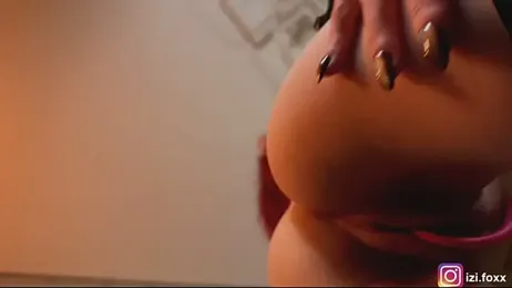 izi-fox webcam stripchat model stream image