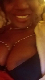 Elles4 webcam model stream image