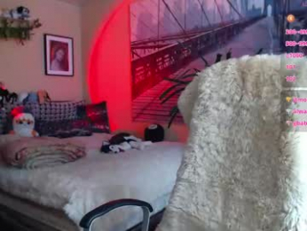 moon_sugar_ webcam model stream image