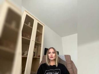 Stellar_111 webcam model stream image