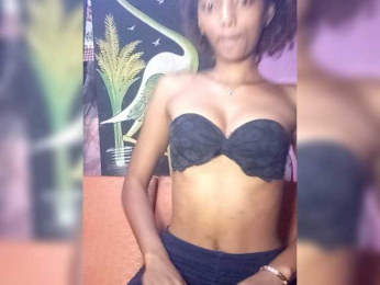 Aliah8 webcam bongacams model stream image