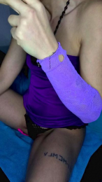 Volcaniik webcam cam4 model stream image