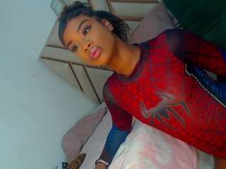 nicol-brown1 webcam model stream image