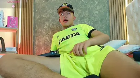 NicoKnight webcam model stream image