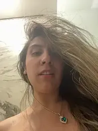 sarah_honey__ webcam model stream image