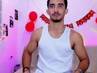 caius-bigcock1 webcam model stream image