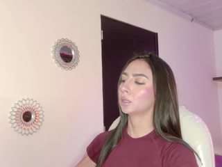 maeve-ds webcam camsoda model stream image