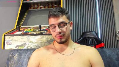 chris_goold webcam model stream image