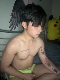 Asiantwunk webcam model stream image