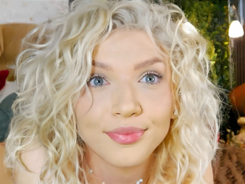 EmmaAmstrong webcam model stream image