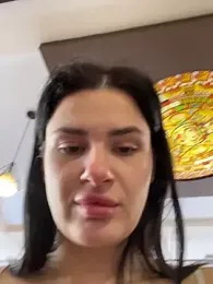 MiraReach webcam model stream image