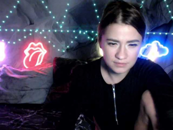 2Laski2 webcam bongacams model stream image