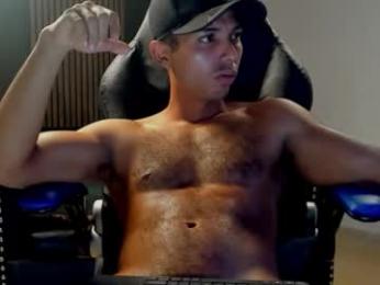 titobell10 webcam model stream image