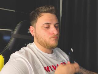 Ruben Deniro webcam model stream image