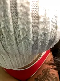 MisFrekcles_ webcam model stream image