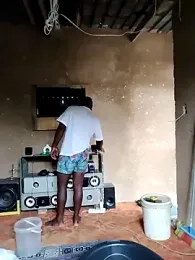 Chocolate_factory_man webcam model stream image