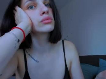 karla_lim webcam model stream image