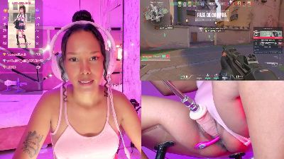 NovaLyn_ webcam model stream image