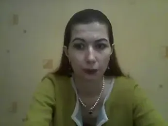 Olesja webcam model stream image