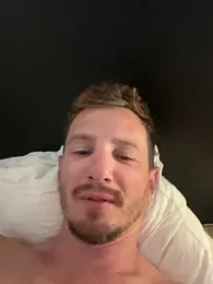 Oliverhnt webcam model stream image