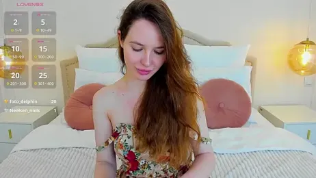 MonaRicci webcam stripchat model stream image