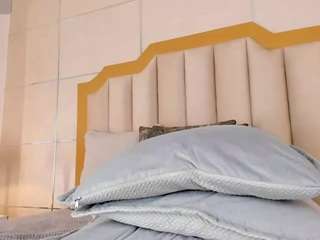 tahliamoreau webcam model stream image