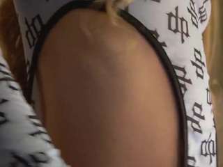 annybangs webcam model stream image