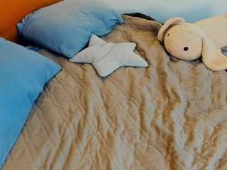 juleemaedche webcam model stream image