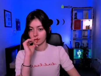 rebecca_smile_ webcam model stream image