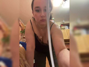 SaliiOnli webcam model stream image