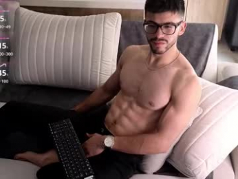 phantom_bigger1 webcam model stream image