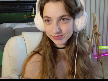 SarahShy webcam bongacams model stream image