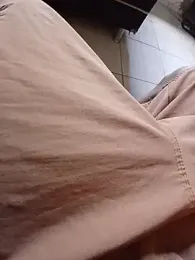 Yuripauzao20cm webcam model stream image