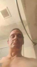 Plumber_dug webcam model stream image