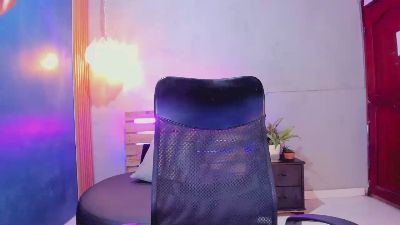 Daiisy_kiss webcam model stream image